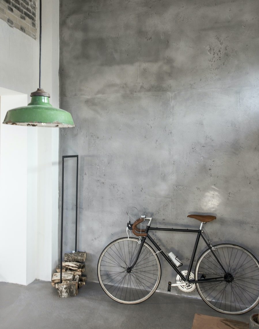 Sichtbeton-Wand – Beton Cire Deutschland – Duisburg-min