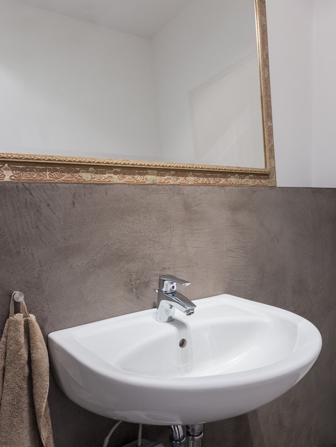 Beton Floor Plus – Cramer Paris Werkstoffe Duisburg